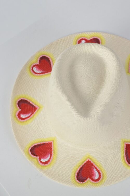CANDY HEARTS HAT
