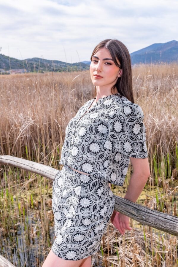 BRODERIE TOP “OLIVIA” - Image 2